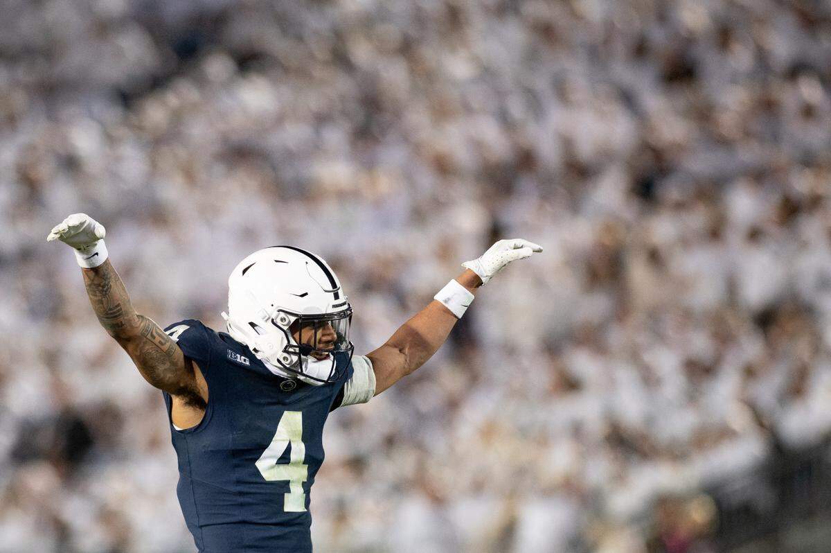 Penn State cornerback A.J. Harris (4) celebrates breaking up a pass during the football game at Beaver Stadium on Saturday, Nov. 9, 2024. The Nittany Lions beat the Huskies 35-6.