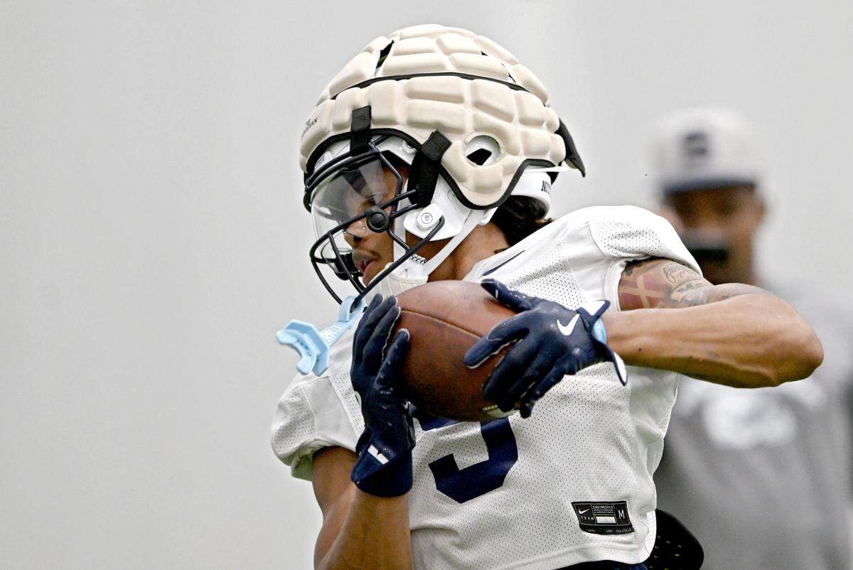 Penn State wide receiver Omari Evans makes a catch during practice on Saturday, Aug. 3, 2024.