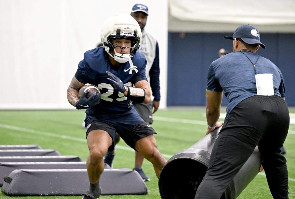 Penn State running back DÕAntae Sheffey runs a drill during spring practice on Thursday, March 26, 2026.  