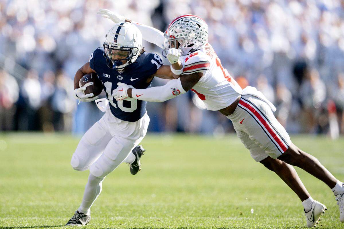 Penn State wide receiver Omari Evans pushes around Ohio State’s Tanner McCalister during the game on Saturday, Oct. 29, 2022.