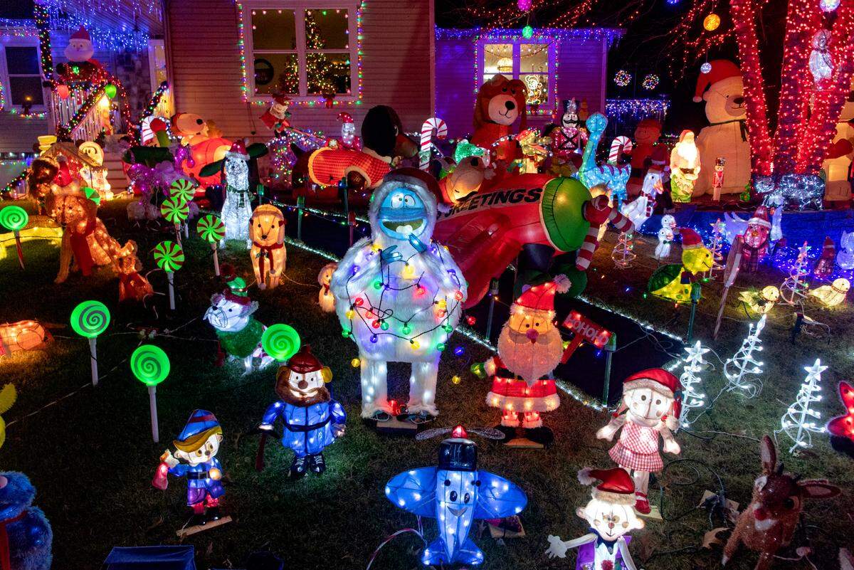 Jimmy and Sheri Vuccolo’s yard on Shamrock Avenue was turned into a holiday wonderland in December 2021, full of light up characters and inflatables.