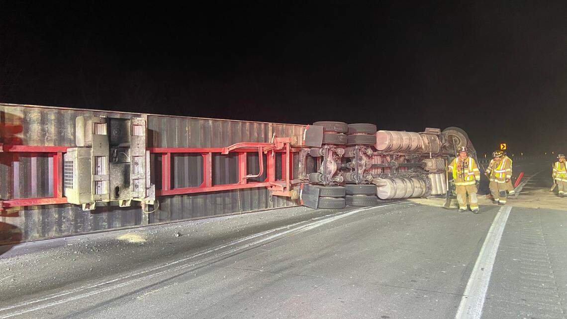 Section of PA highway went bananas as truck carrying fruits overturned, closed road