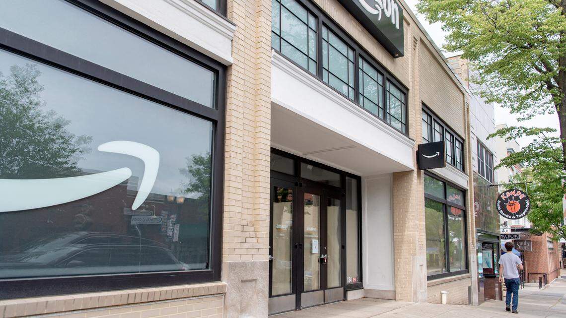 Brothers Bar & Grill is hoping to move into 134 S. Allen St., the former location of the Amazon Pickup Store. But, first, it’ll need its liquor license transfer to go smoothly.