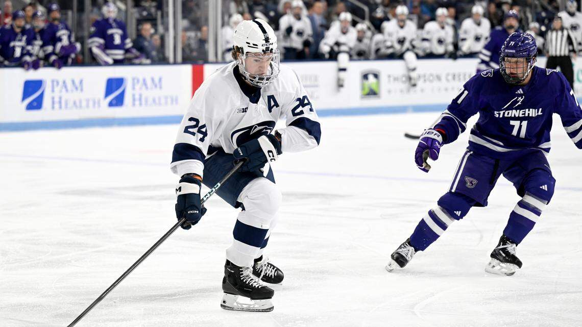 Penn State men’s hockey ‘sticking to our game’ as Big Ten play resumes against Minnesota
