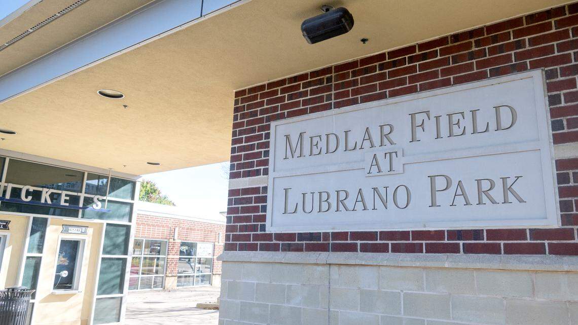 Penn State sues State College Spikes over lease dispute, says team must leave ballpark