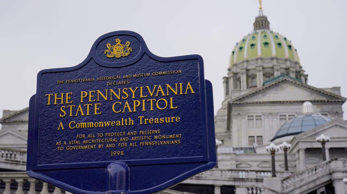 Legislation advancing in the state Senate would make sweeping changes to the state's medical marijuana program.