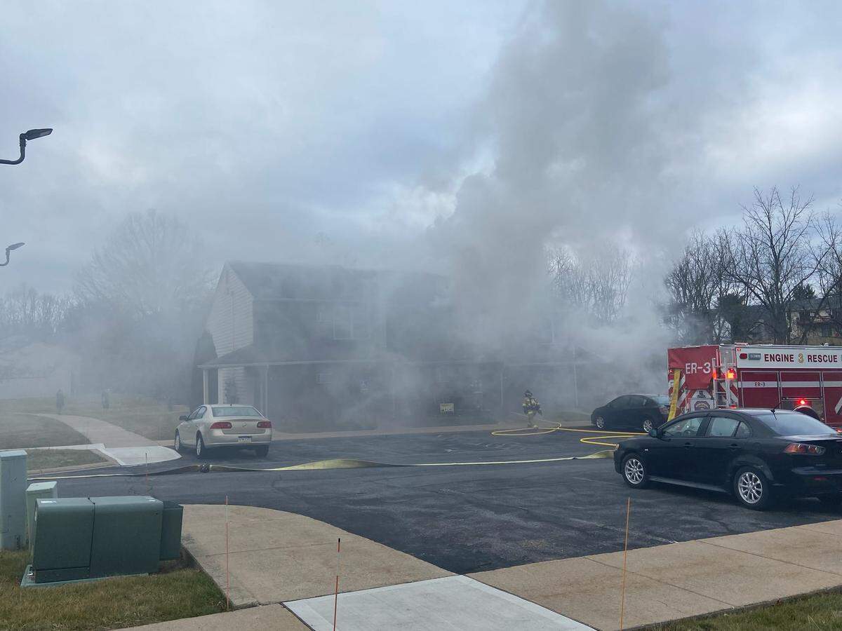 Fire crews responded to a building fire at an apartment building in the 500 block of Jacks Mills Drive in Harris Township on Saturday afternoon.