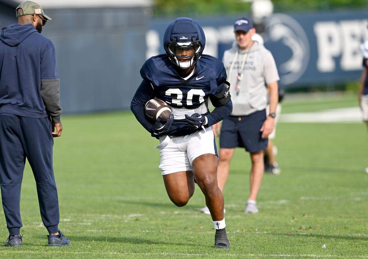 Penn State linebacker Kari Jackson runs a drill during practice on Saturday, Aug. 2, 2025.