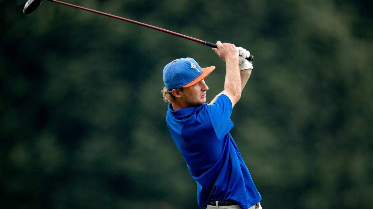 Saint Joseph’s Jack Mangene tees off during the Happy Valley Invitational Golf tournament on Thursday, August 16, 2018 at the Penn State Golf Course.