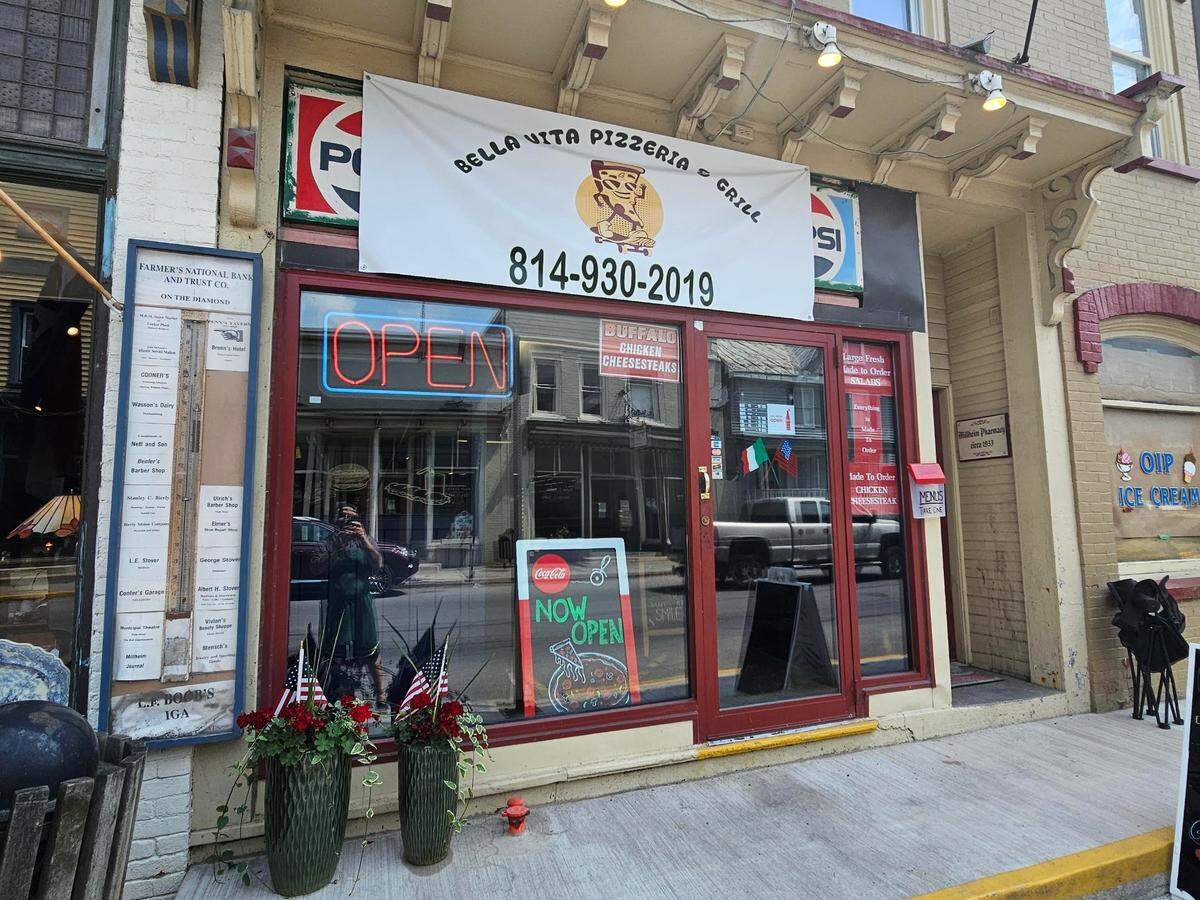 Millheim’s newest pizza shop, Bella Vita Pizzeria & Grill, recently opened at 105 W. Main St. 