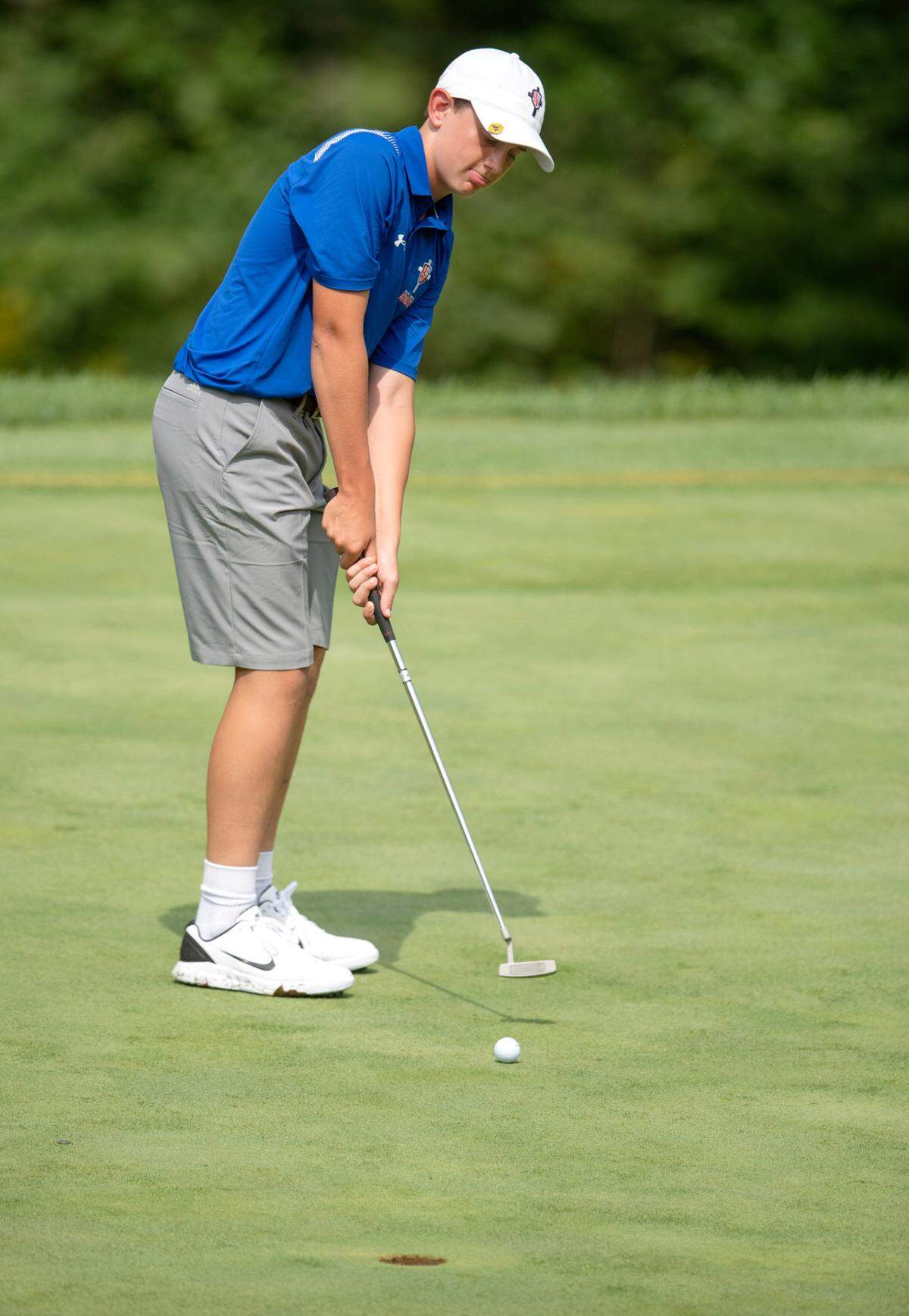 Saint Joseph’s Catholic Academy’s Luke Duckworth puts on the first hole at Skytop Mountain Golf Course for a match against Bald Eagle Area on Tuesday, Aug. 31, 2021.