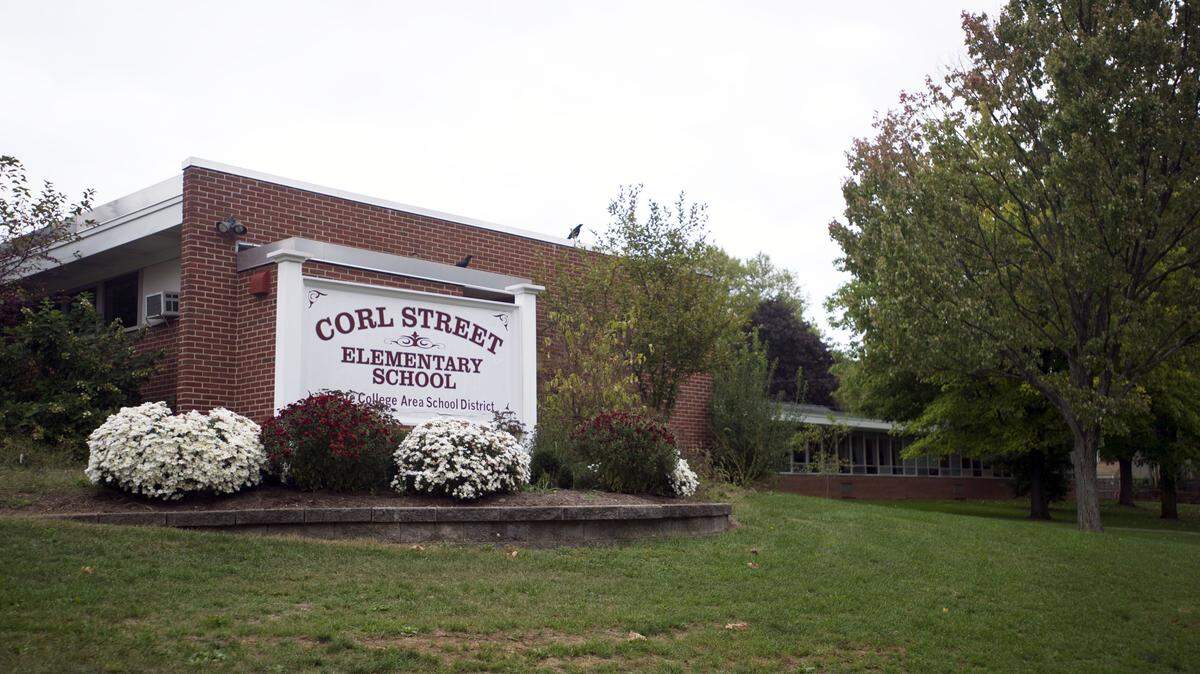 A view of the outside of Corl Street Elementary School in September 2016. Mold that was identified in exterior modular units at the State College school has been cleared, according to the district.
