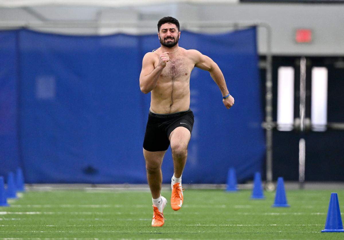 LB Dominic DeLuca runs the 40-yard dash during Penn State Pro Day on Wednesday, March 18, 2026. His 40 was 4.63.