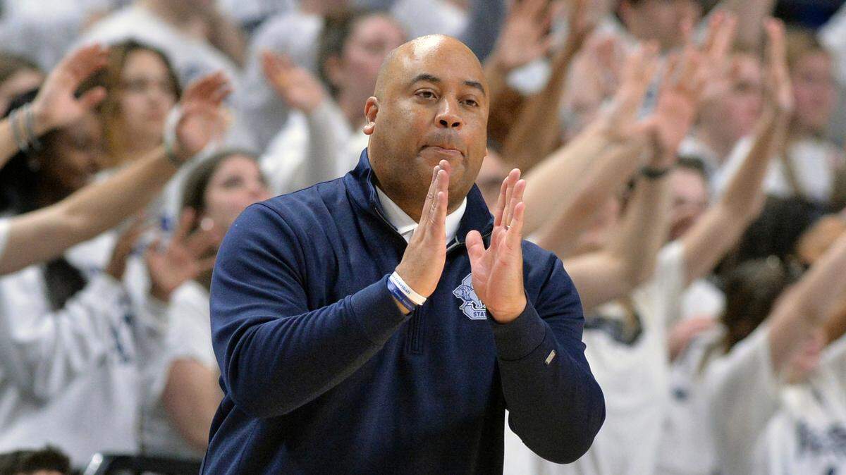 Penn State coach Micah Shrewsberry gives instructions to his team during the second half of an NCAA college basketball game against Rutgers Sunday, Feb. 26, 2023, in State College.