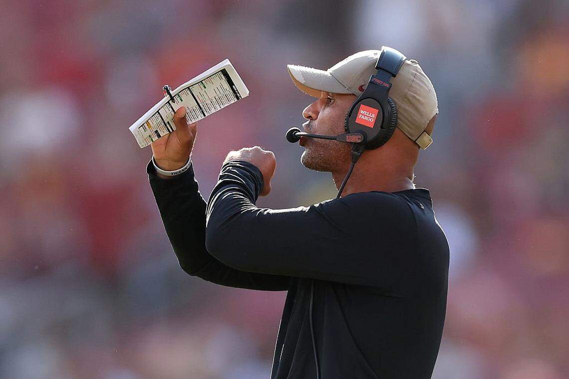 LOS ANGELES, CALIFORNIA - AUGUST 30: Defensive coordinator D'Anton Lynn of the USC Trojans gestures against the Missouri State Bears at United Airlines Field at the Los Angeles Memorial Coliseum on August 30, 2025 in Los Angeles, California. (Photo by Luke Hales/Getty Images)