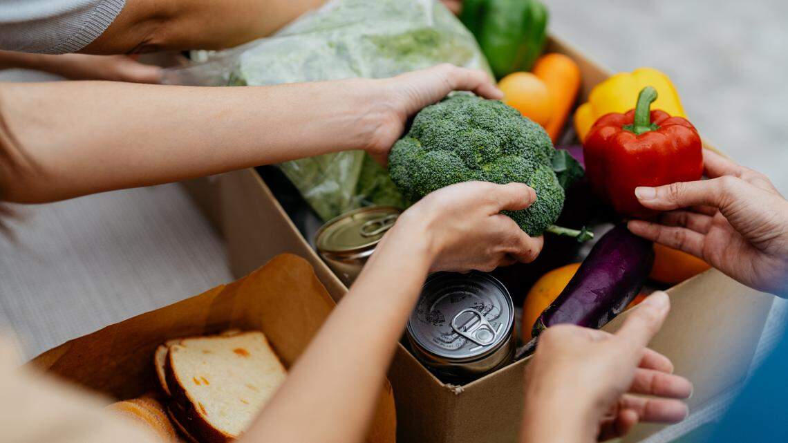 Here’s who qualifies for the new 2024 summer electronic benefits program in Illinois, which will provide additional grocery money to families with children.