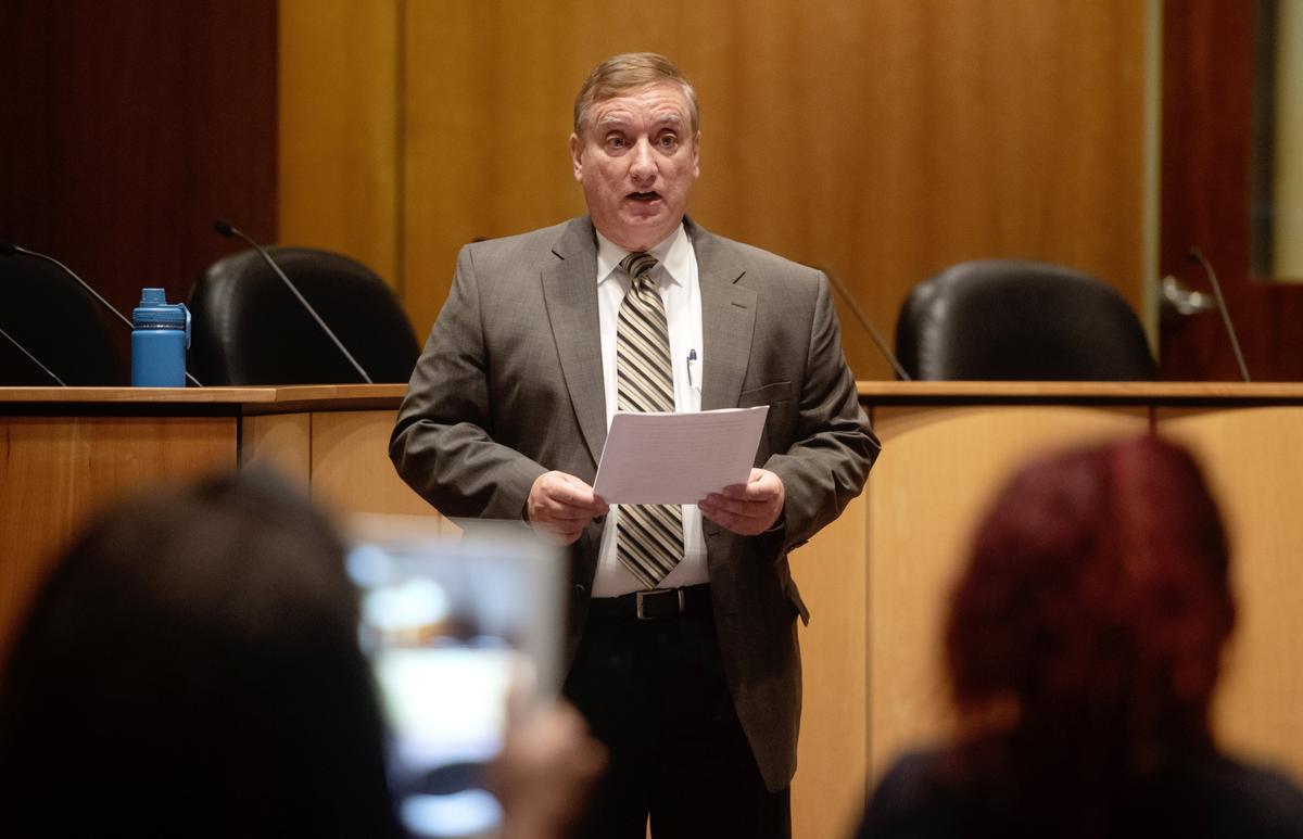 State College Police Chief John Gardner shares his statement on the results of the internal investigation in the shooting of Osaze Osagie during a community meeting in August 2019.