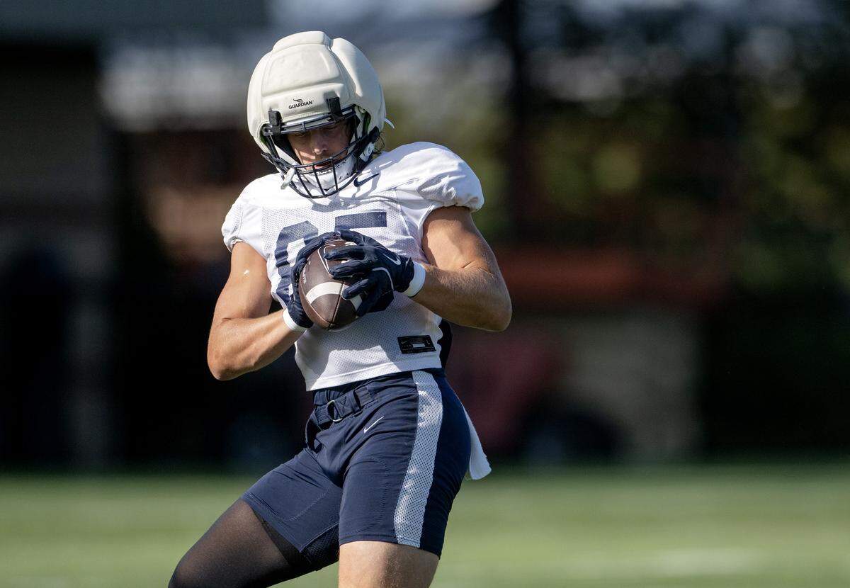 Penn State tight end Luke Reynolds makes a catch during practice on Wednesday, Aug. 27, 2025.  