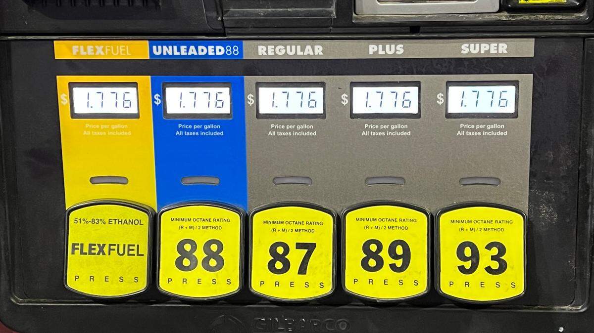 Sheetz is reducing its gas prices to $1.776/gallon to celebrate Independence Day beginning at 12:01 a.m. July 4 and will last all day, or while the promotional gallons last.