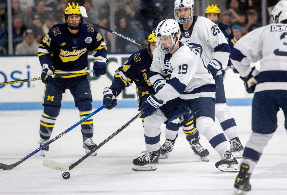 Penn State’s Connor McMenamin controls the puck during the game against Michigan on Friday, Nov. 4, 2022.