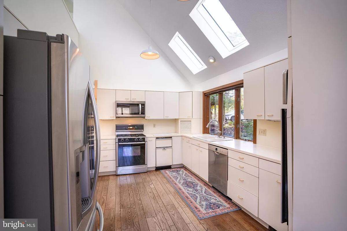 A look inside the kitchen at 311 Cedar Run Road in Boalsburg. Photo shared with permission from the home’s listing agent, Kristin O’Brien of Keller Williams Advantage Realty. Some furniture or decorations in the listing’s interior photos may be digitally altered or staged.