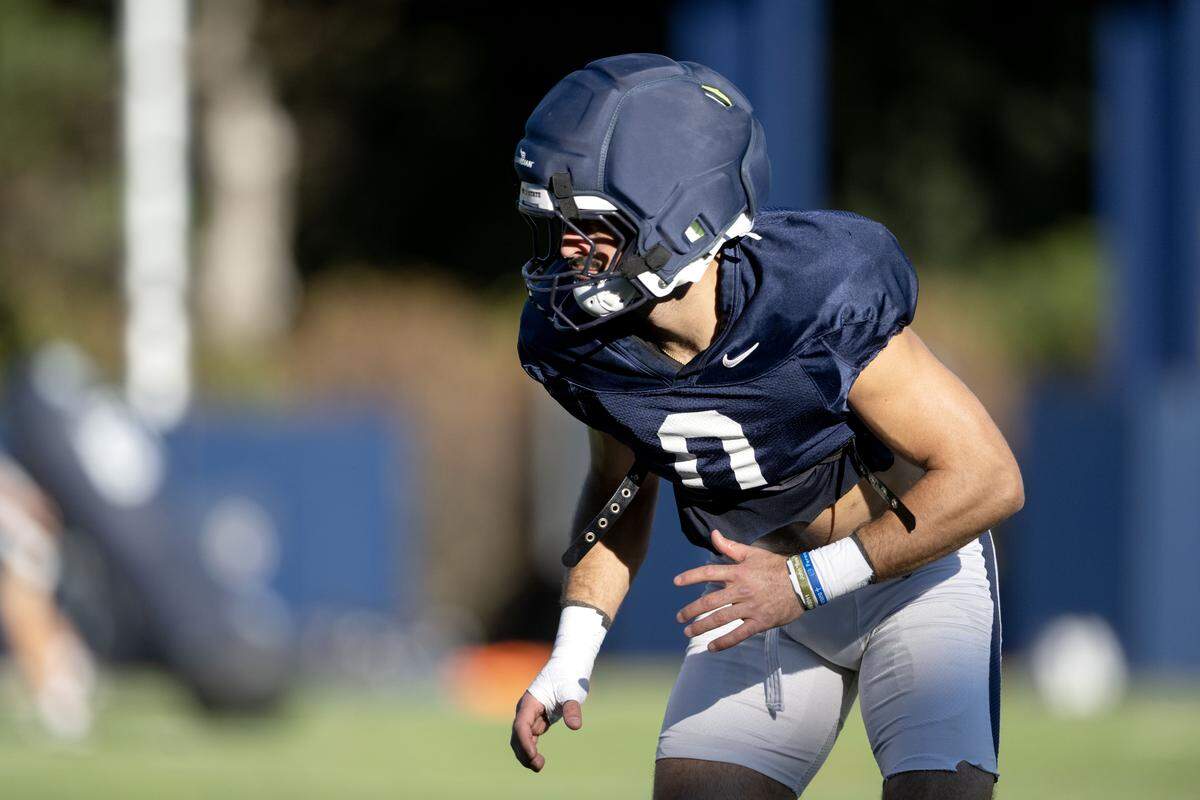 Penn State linebacker Dominic DeLuca runs a drill during  practice on Wednesday, Oct. 1, 2025.  