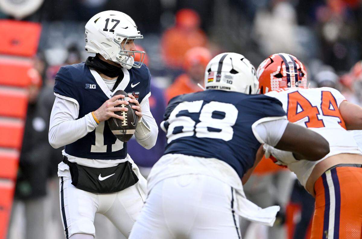 Penn State quarterback Ethan Grunkemeyer looks to make a pass during the Pinstripe Bowl against Clemson at Yankee Stadium on Saturday, Dec. 27, 2025.