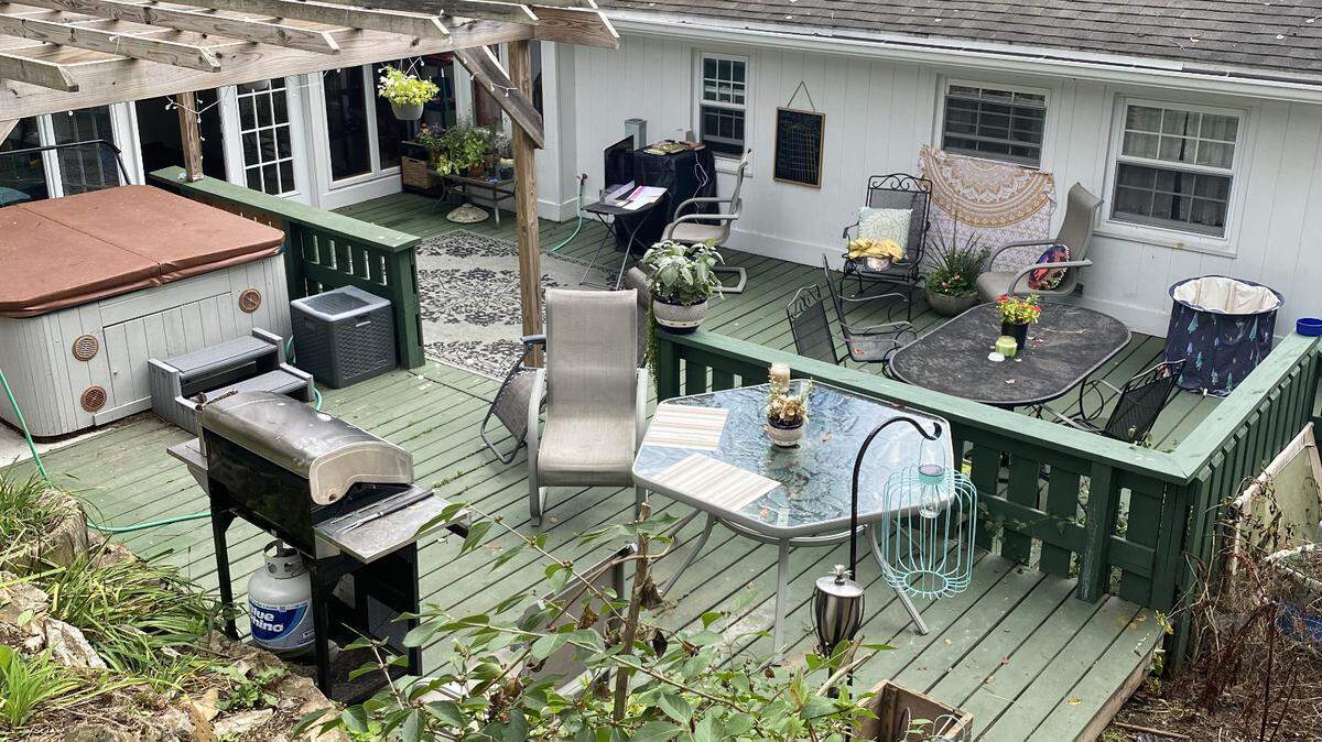 Penn State professor Elle Morgan spent 50% of each day outside for 70 days, much of it on the deck of her State College home.