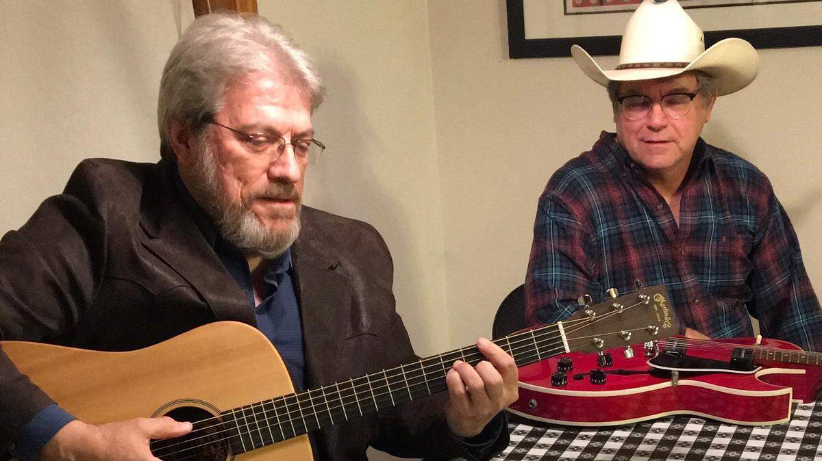 Kick the Footlights, a country duo with Larry Boggess and Steve Hinckley, will perform Friday at Big Spring Spirits in Bellefonte.