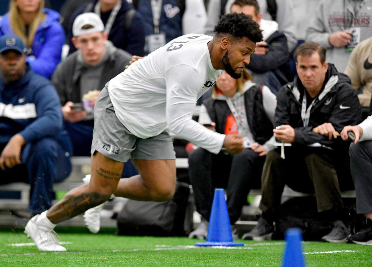 Linebacker Ellis Brooks runs the pro shuttle during Penn State pro day on Thursday, March 24, 2022.