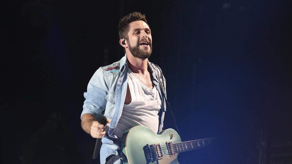 Country artist Thomas Rhett brought his “Life Changes” tour to the Bryce Jordan Center.