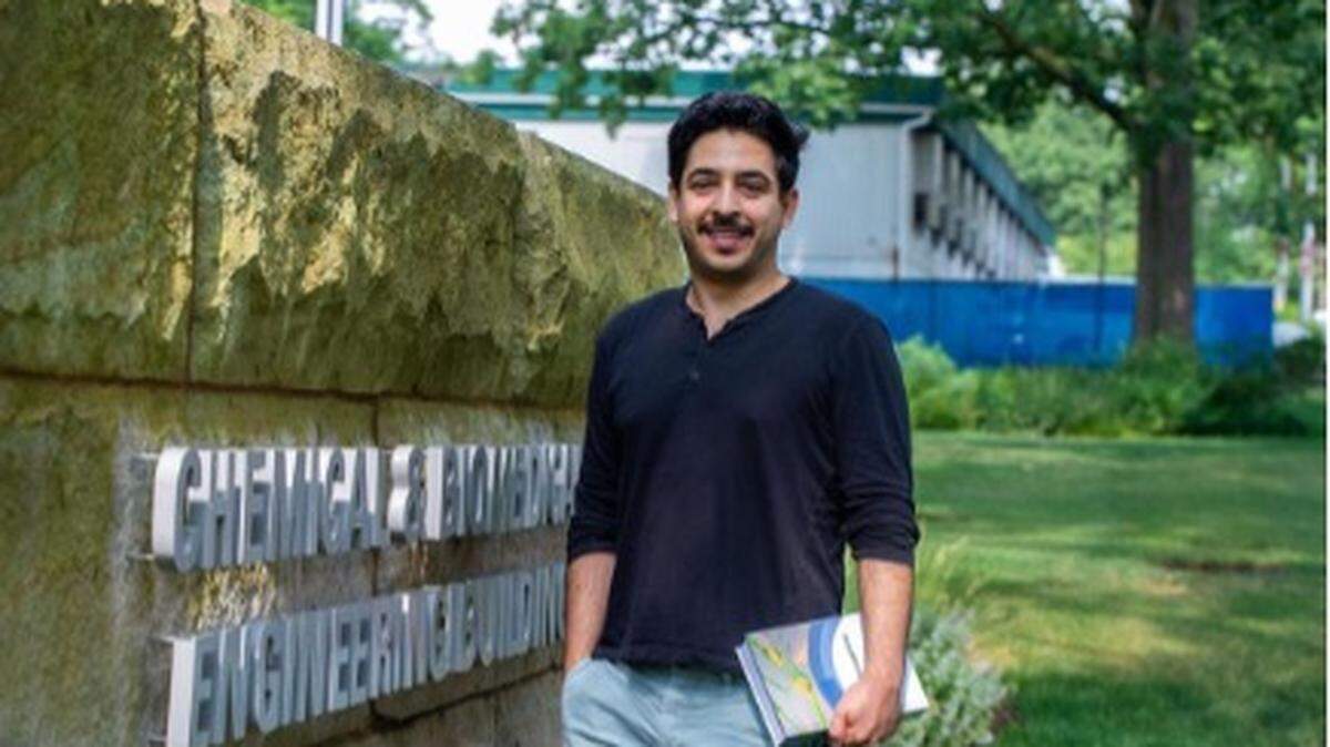 Amir Sheikhi, assistant professor of chemical engineering and biomedical engineering at Penn State, led a team of researchers that developed a new class of nanomaterials that can capture chemotherapy drugs before they attack healthy tissue.
