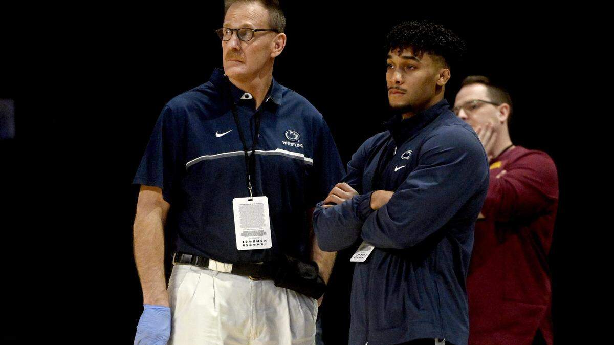 How Penn State wrestler Carter Starocci dealt with his injury at Big Ten Championships