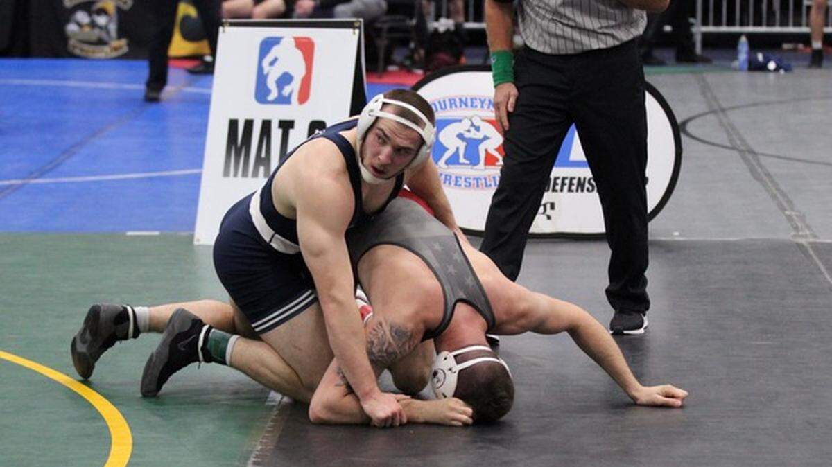 Penn State’s Michael Beard, pictured on Nov. 14, 2021, was the lone Nittany Lions wrestler to make the Southern Scuffle semifinals on Saturday. Beard used two technical falls to reach the quarterfinals.