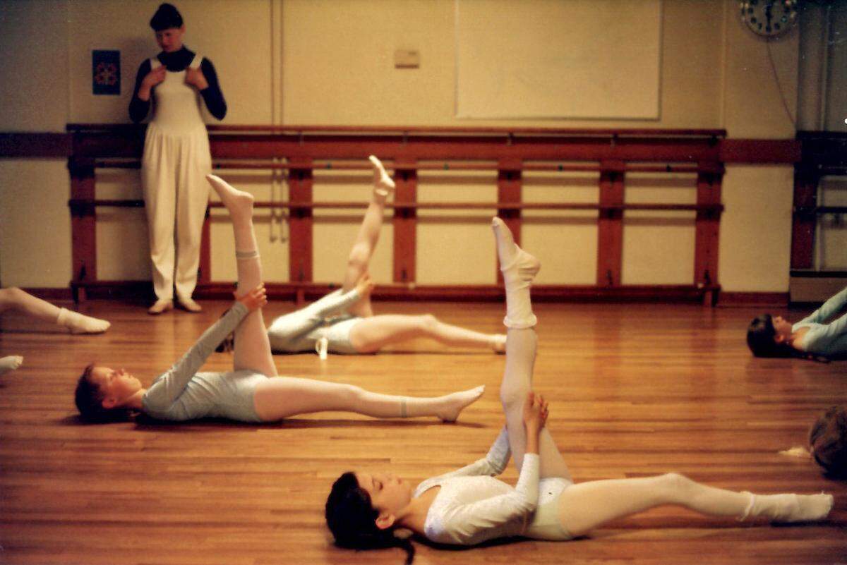 Betty Jane Dittmar gives instruction to dancers including Loren Groenendaal, pictured in front, in Dittmar’s Pugh Street studio in the early 1990s.
