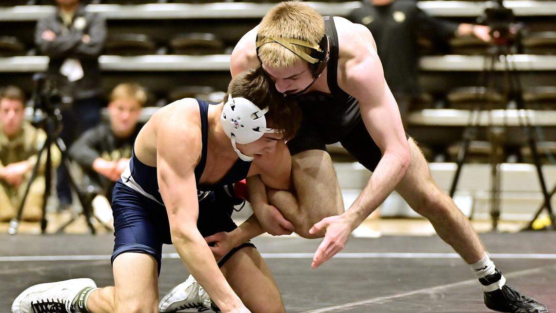Penn State wrestling’s Luke Lilledahl moves up in rankings as Nittany Lions stay No. 1