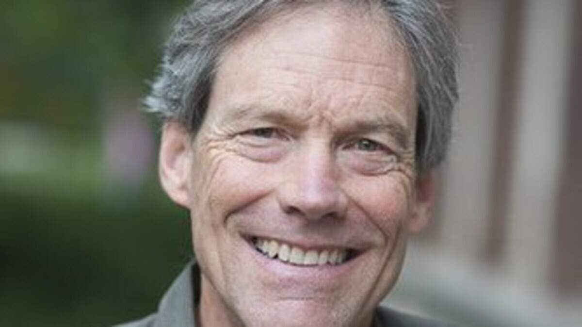 Dan Stearns, a former professor in the Penn State’s plant science department, died last month after a battle with cancer.