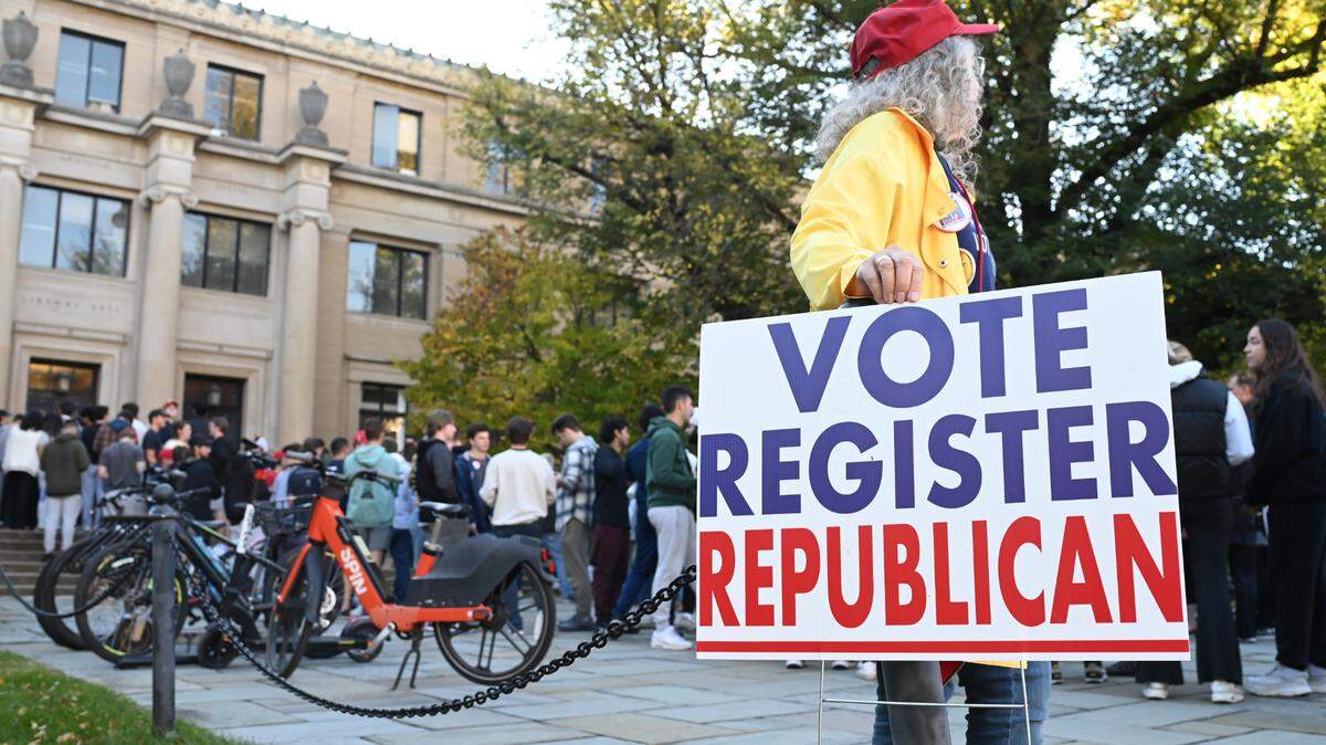 A sign urging students to vote Republican stands outside the Sparks Building during a Turning Point USA event hosting Vivek Ramaswamy on Thursday, Oct. 17, 2024.
