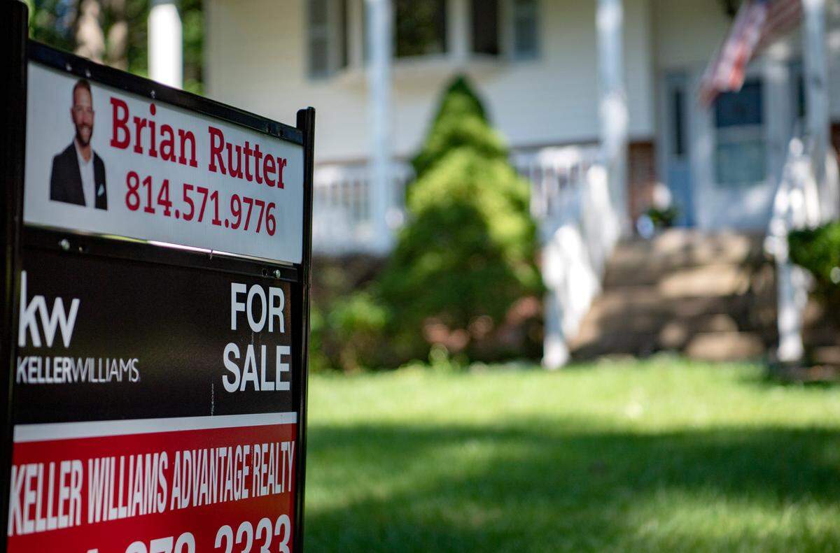 A “For Sale” sign in front of a home on Pickwick Avenue in Patton Township.