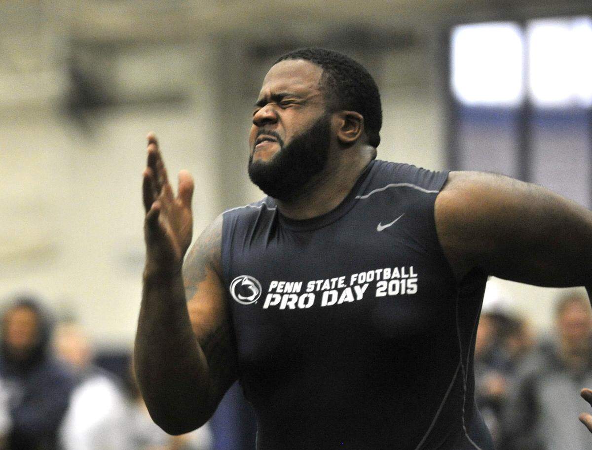 Offensive lineman Donovan Smith runs the 40-yard-dash. Penn State University held Pro Day Thursday, March 19, 2015, in University Park, Pa., to give former football players a chance to workout for NFL team scouts.