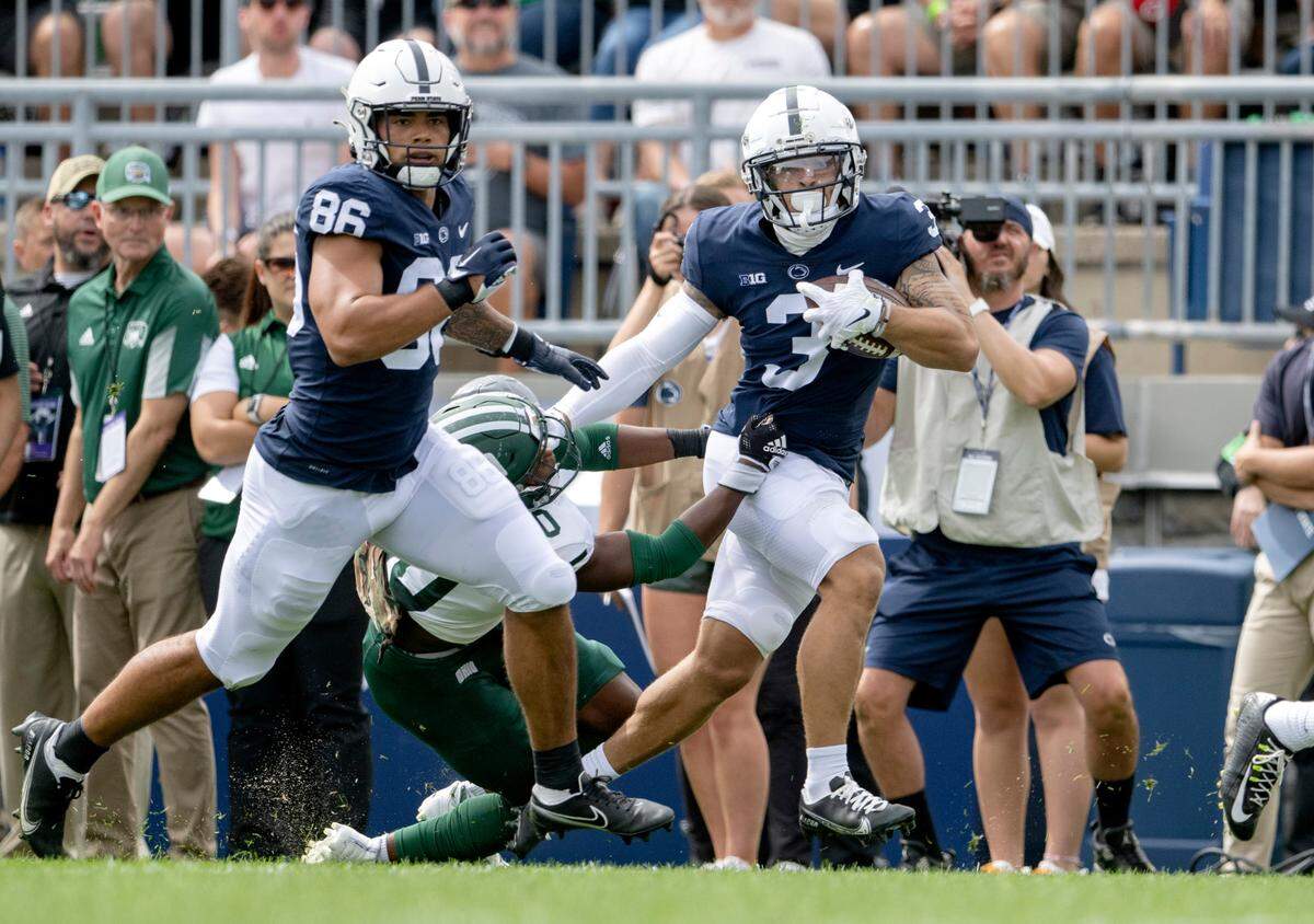 Penn State wide receiver Parker Washington cuts past an Ohio defender during the game on Saturday, Sept. 10, 2022.