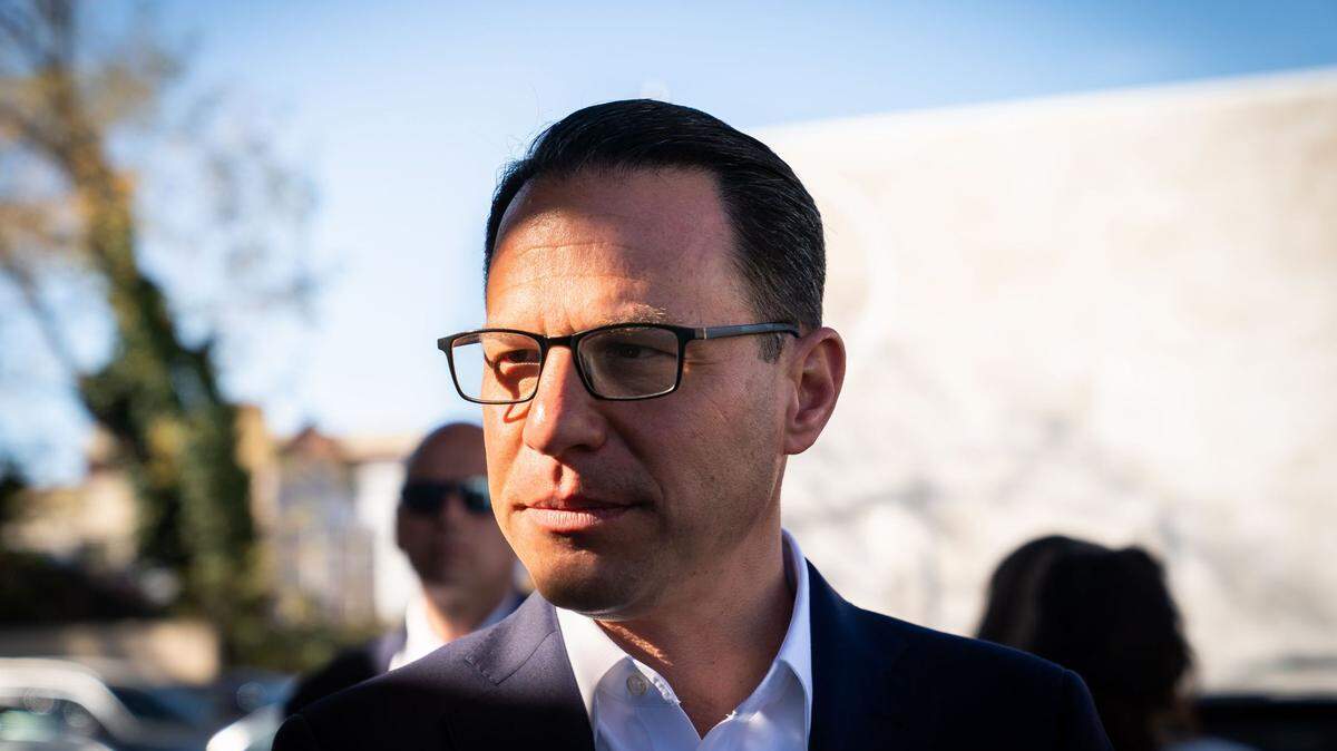 Gov. Josh Shapiro is negotiating a possible budget deal that circumvents the state Senate.