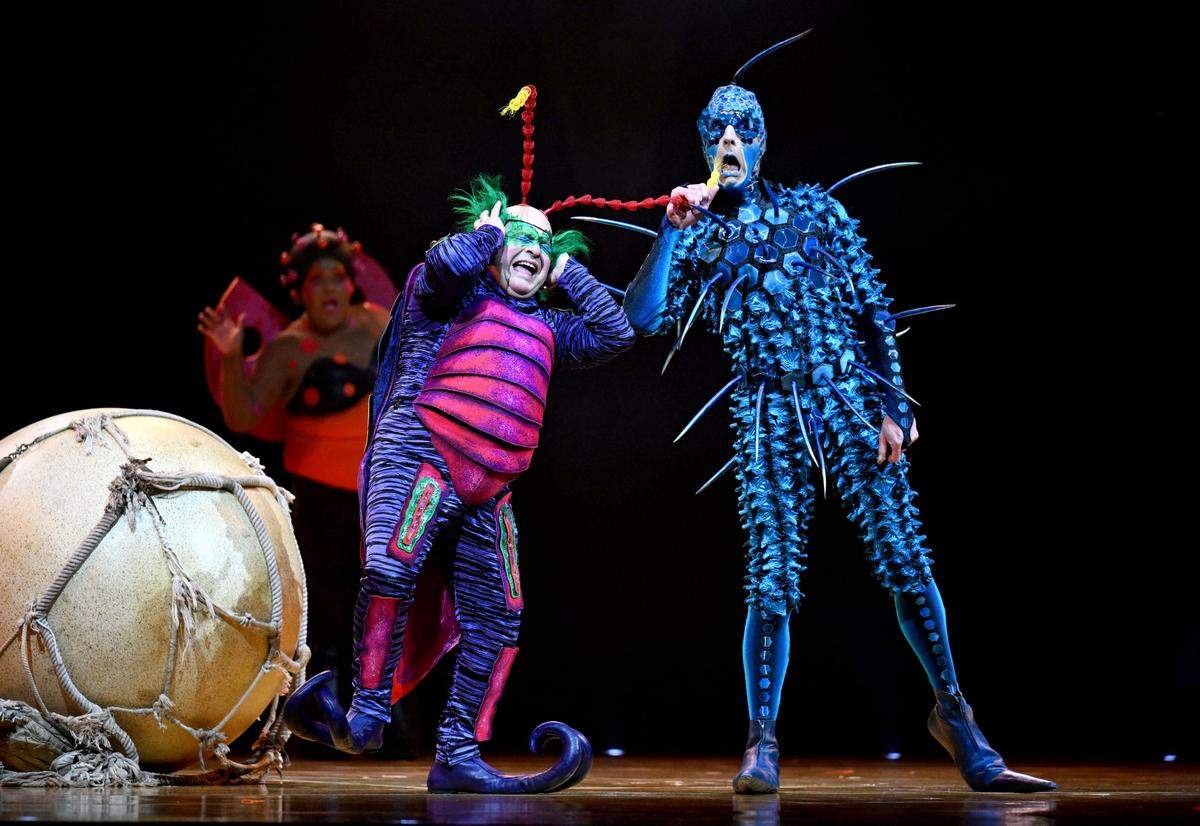 Master Flipo and The Voyager in a skit in the Cirque du Soleil show "Ovo" at the Bryce Jordan Center on Thursday, March 27, 2025.