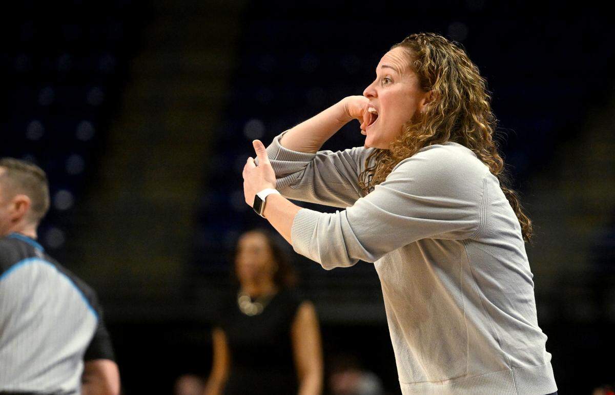 Penn State Lady Lions coach Carolyn Kieger yells to her players during overtime of the game against George Mason in the first round of the Women’s Basketball Invitational Tournament on Thursday, March 21, 2024.