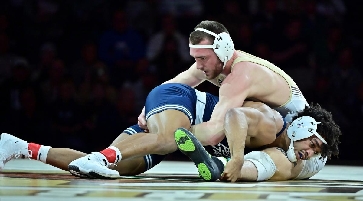 Penn State’s Carter Starocci scrambles with Lehigh’s Jack Wilt in their 184-pound bout of the Nittany Lions’ 36-3 victory on Sunday at PPL Center in Allentown. Starocci topped Wilt, 15-1.