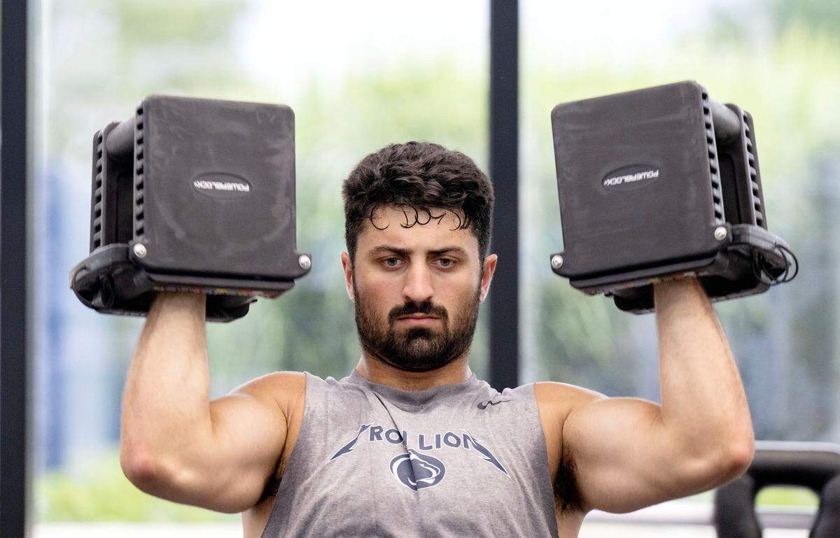Penn State linebacker Dominic DeLuca lifts during a summer strength session on Monday, July 14, 2025 in the Lasch Building.