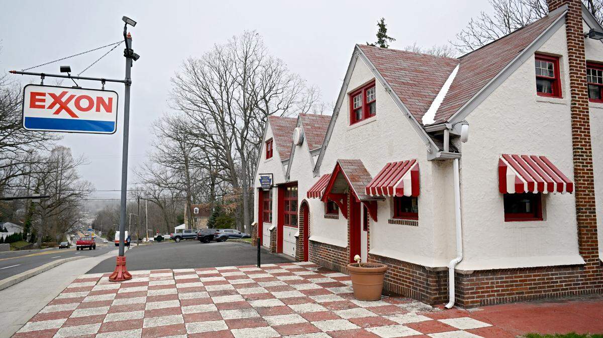 The College Heights Exxon at 803 N. Atherton St. will soon change its name to College Heights Service Station. Neither the iconic triple-peaked roof with red and white awnings or the services offered there will change.