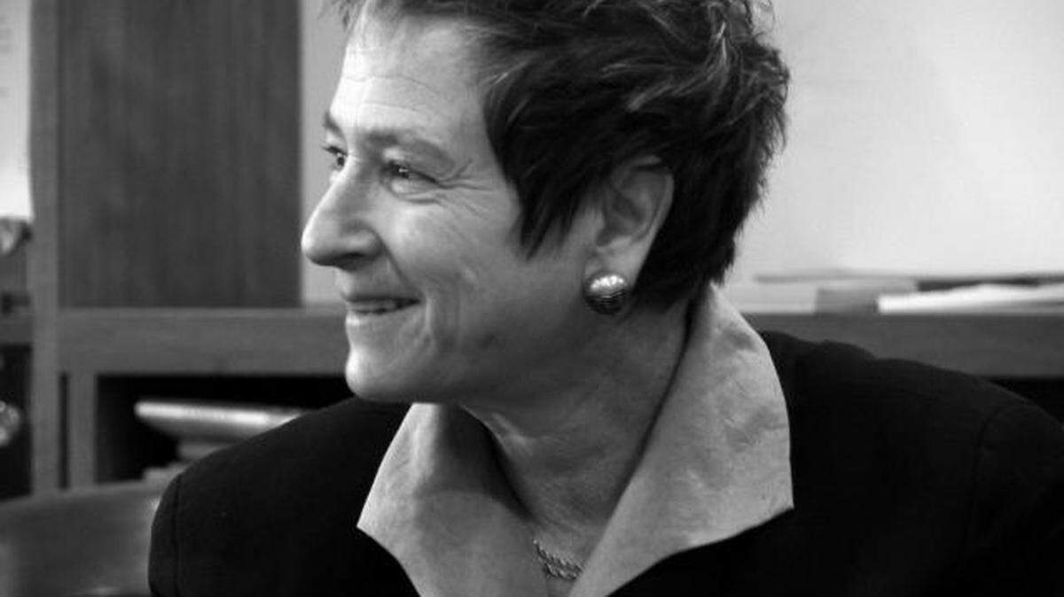 Poet and Penn State professor Robin Becker said growing up with a literary grandmother inspired her writing. 
