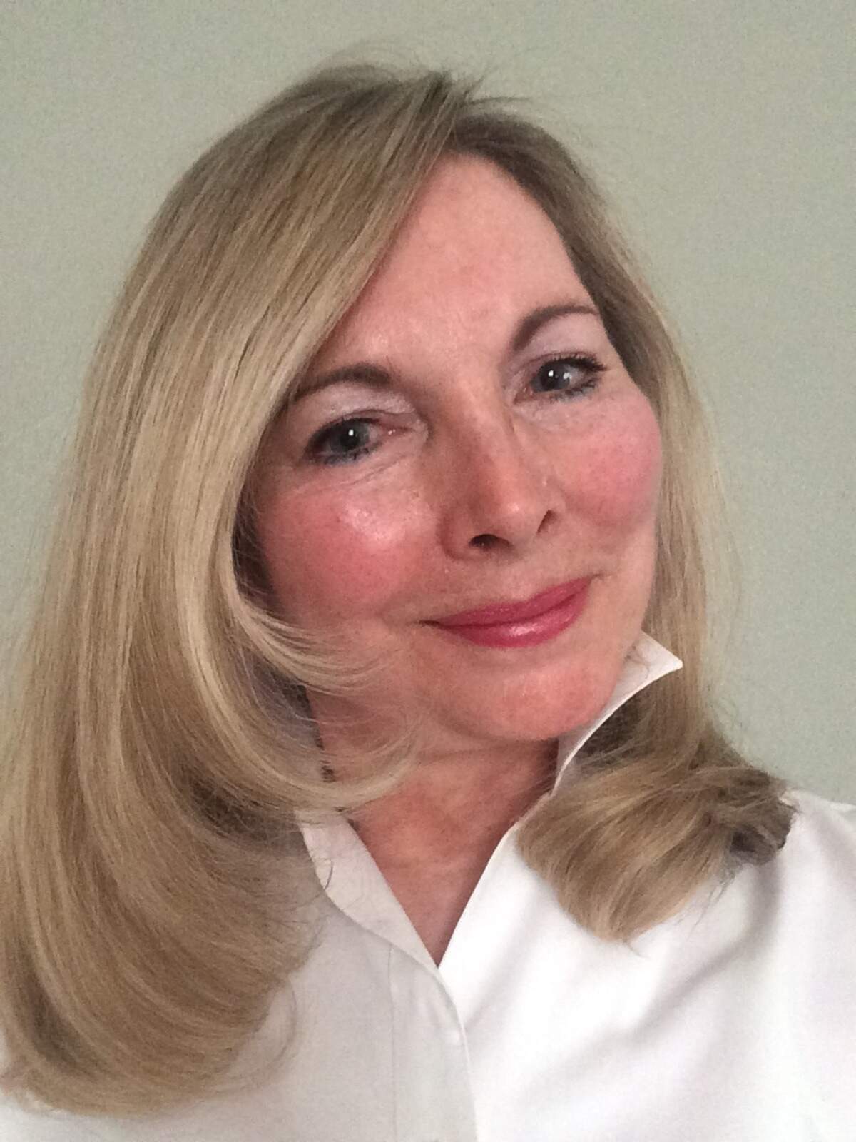 Debbie Llewellyn