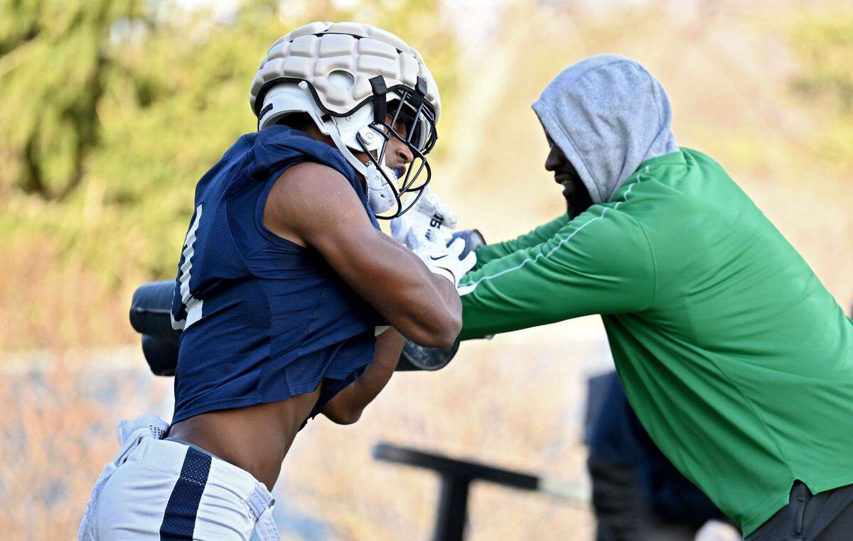 Penn State linebacker Lavar Arrington II runs a drill during spring practice on Tuesday, March 25, 2025.